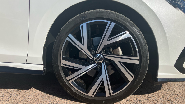 Volkswagen Golf 1.5 eTSI 150 R-Line 5dr DSG Petrol Hatchback